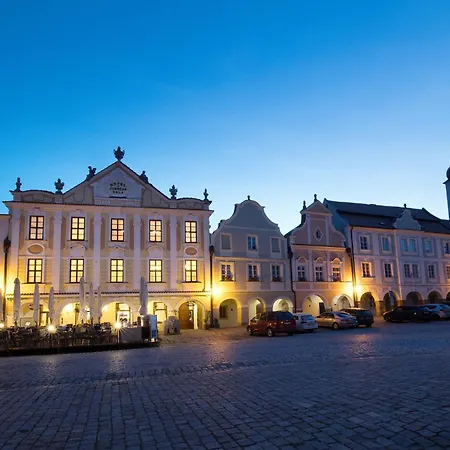 Hotel U Cerneho Orla 3*