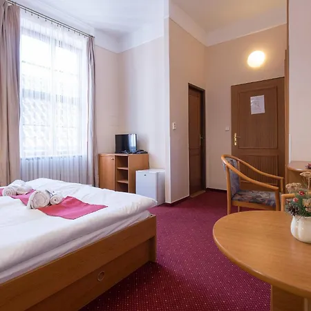 U Cerneho Orla 3* Telc