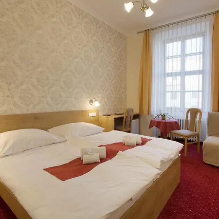 U Cerneho Orla 3* Telc