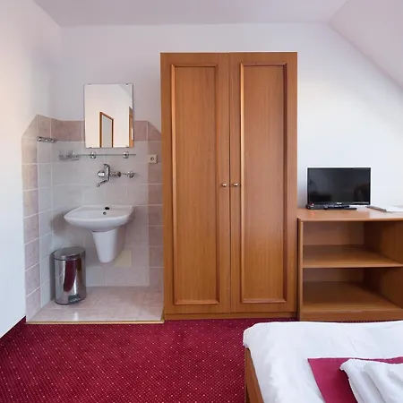 Hotel U Cerneho Orla