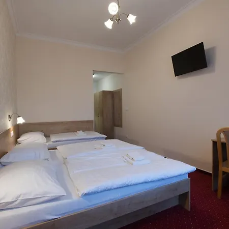 U Cerneho Orla Hotel Telc