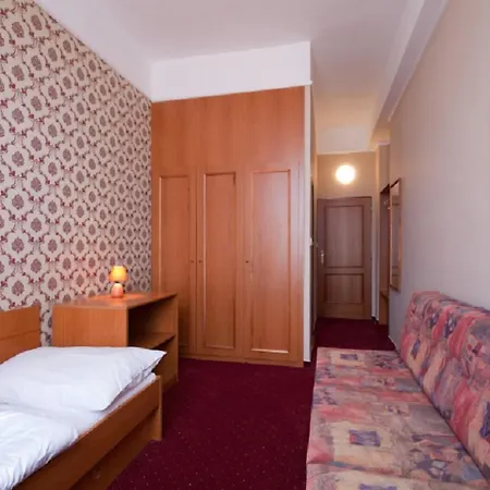 U černého Orla Hotel