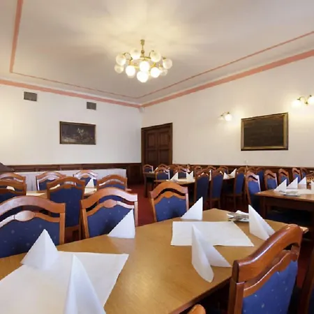 U Cerneho Orla 3* Телч