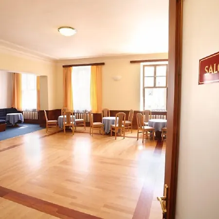 U černého Orla Hotel 3*