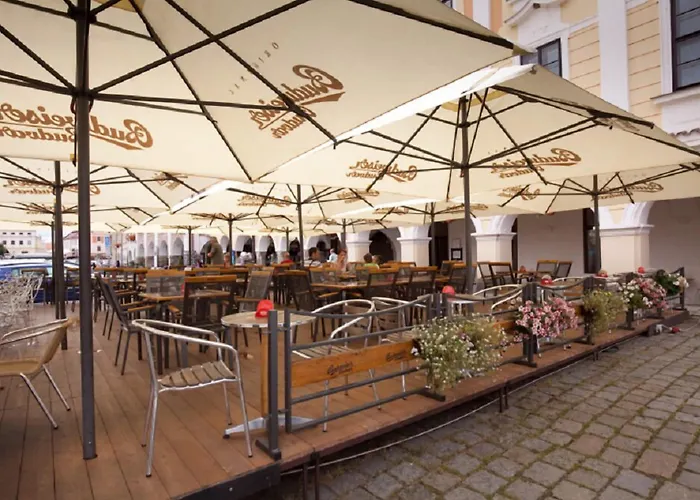 U Cerneho Orla Hotell Telč